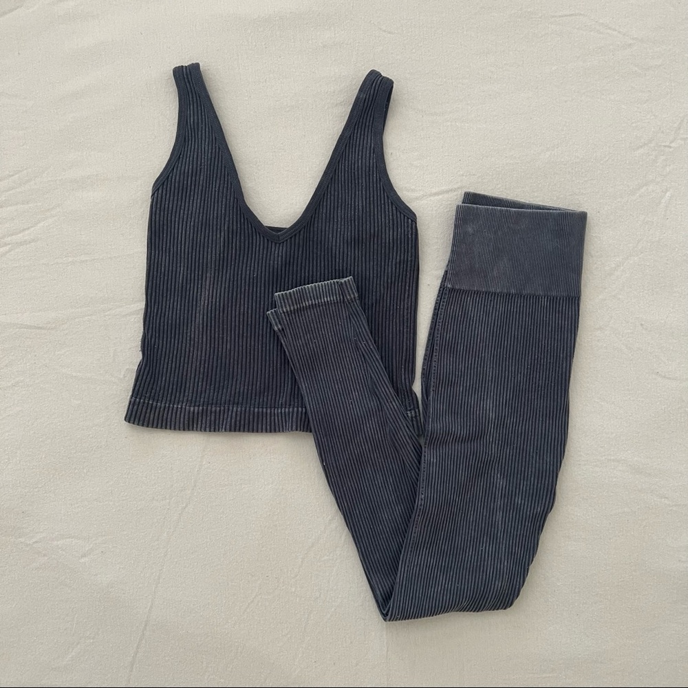 Aura Ribbed Seamless Leggings + Crop Top Set